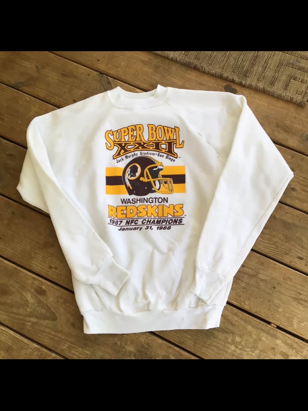 Lot of 2 vintage Washington Redskin sweatshirts sz L MADE IN THE USA